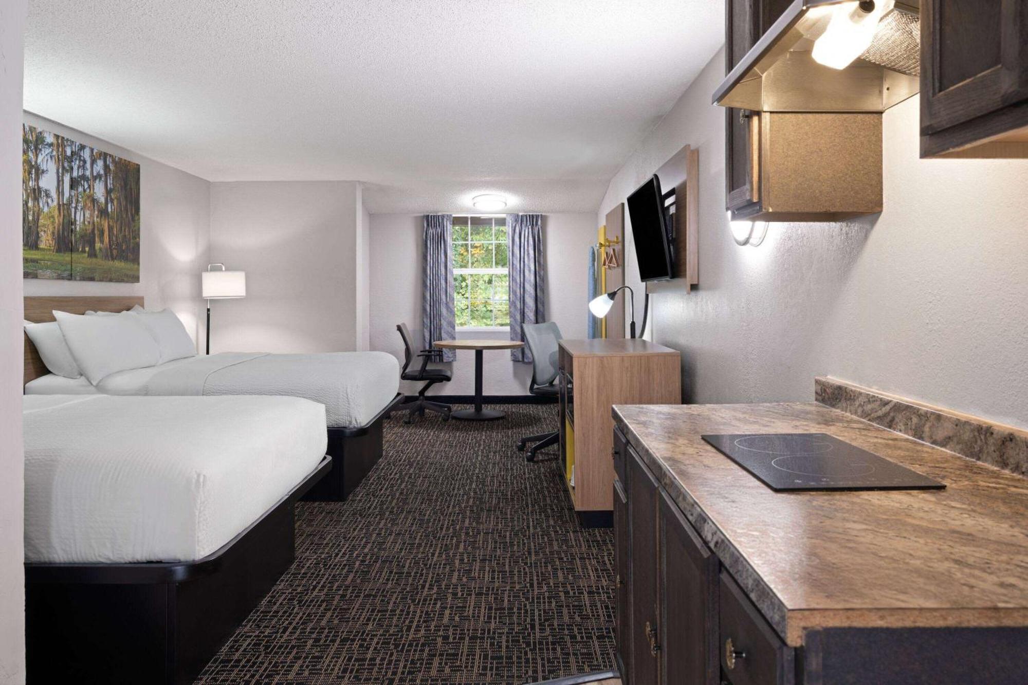 Days Inn By Wyndham Salisbury, Nc ภายนอก รูปภาพ